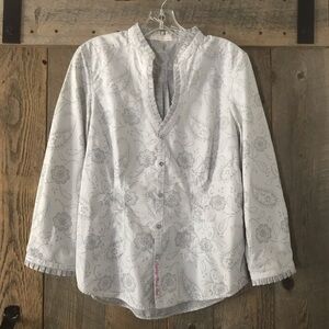 Women’s Medium ROBERT GRAHAM White Black Button Down Paisley Floral Ruffle Top